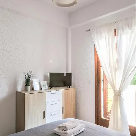 Beachfront Deluxe Apt. Lejlighed *